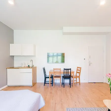 Apartament Haffnera 70 *